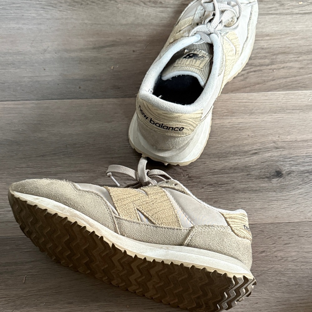 New Balance Cream and Tan Sneakers